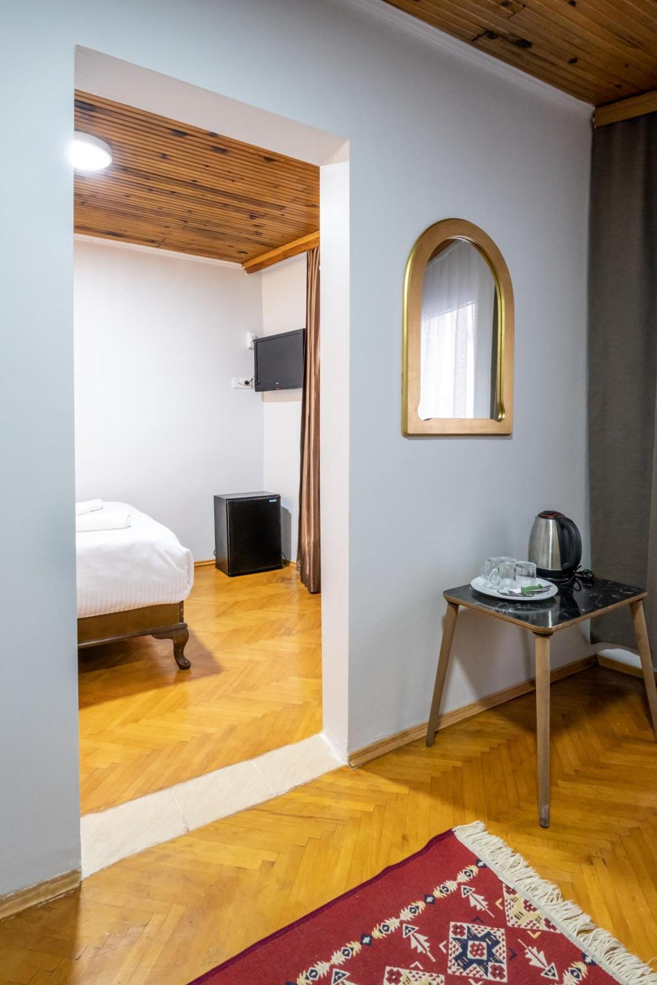 Istanblue Taksim Apart Hotel Istanbul Exterior photo
