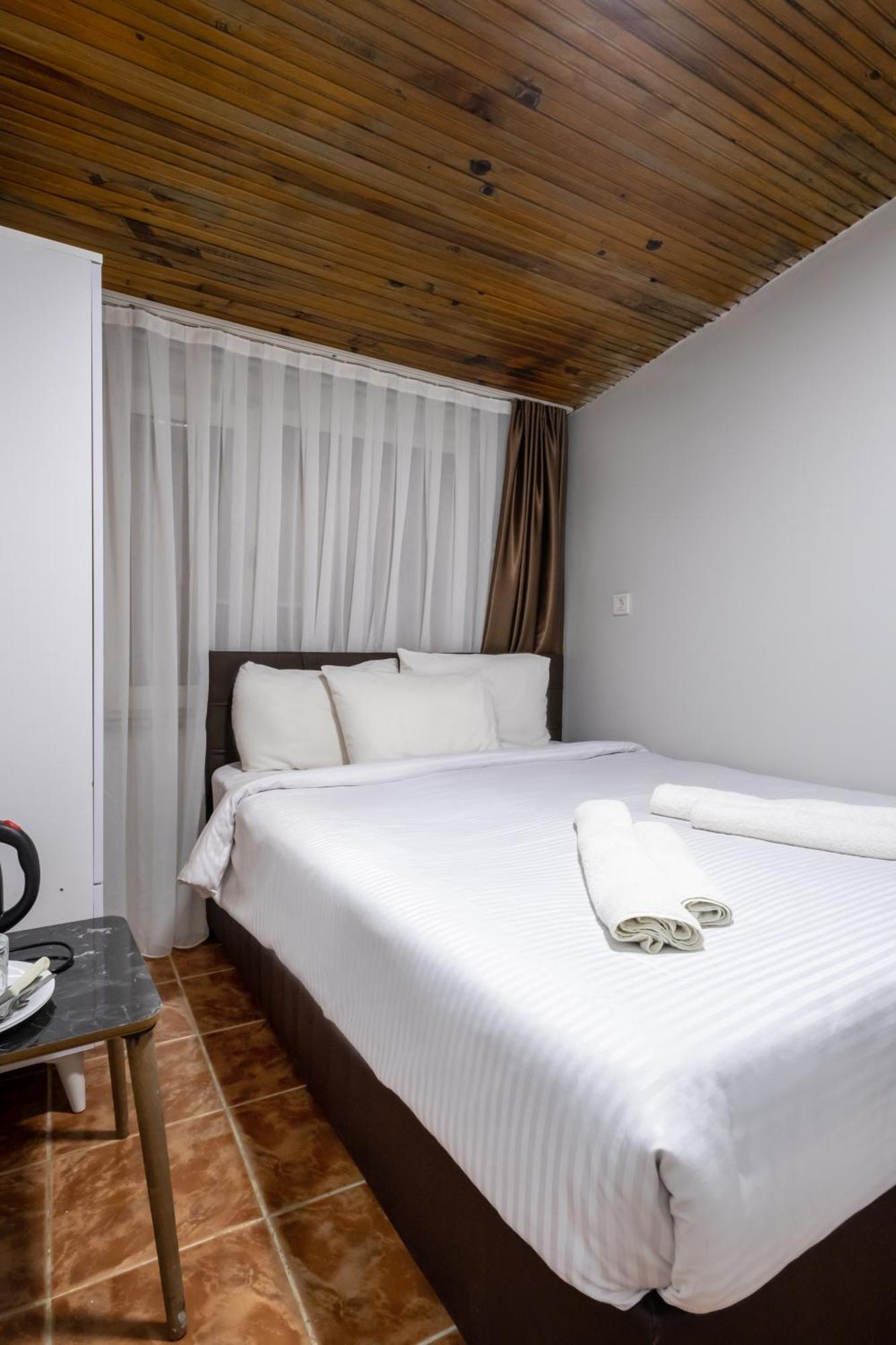 Istanblue Taksim Apart Hotel Istanbul Exterior photo