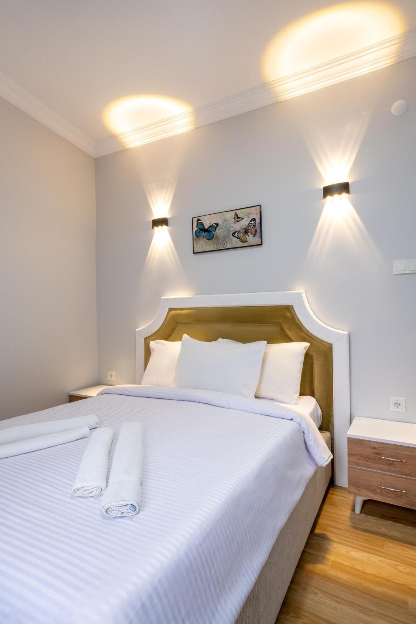 Istanblue Taksim Apart Hotel Istanbul Exterior photo